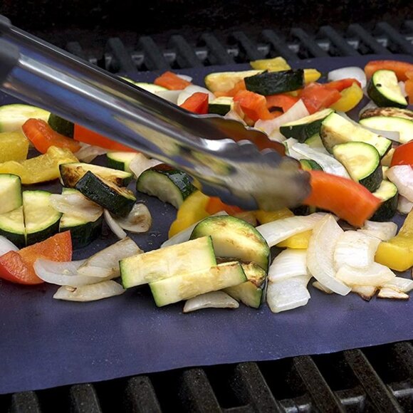 AS SEEN ON TV DIAMOND GRILL & BAKEMATS 2 PK 16"X13" - BLUE (NEW WITH TAGS) - Picture 2 of 4